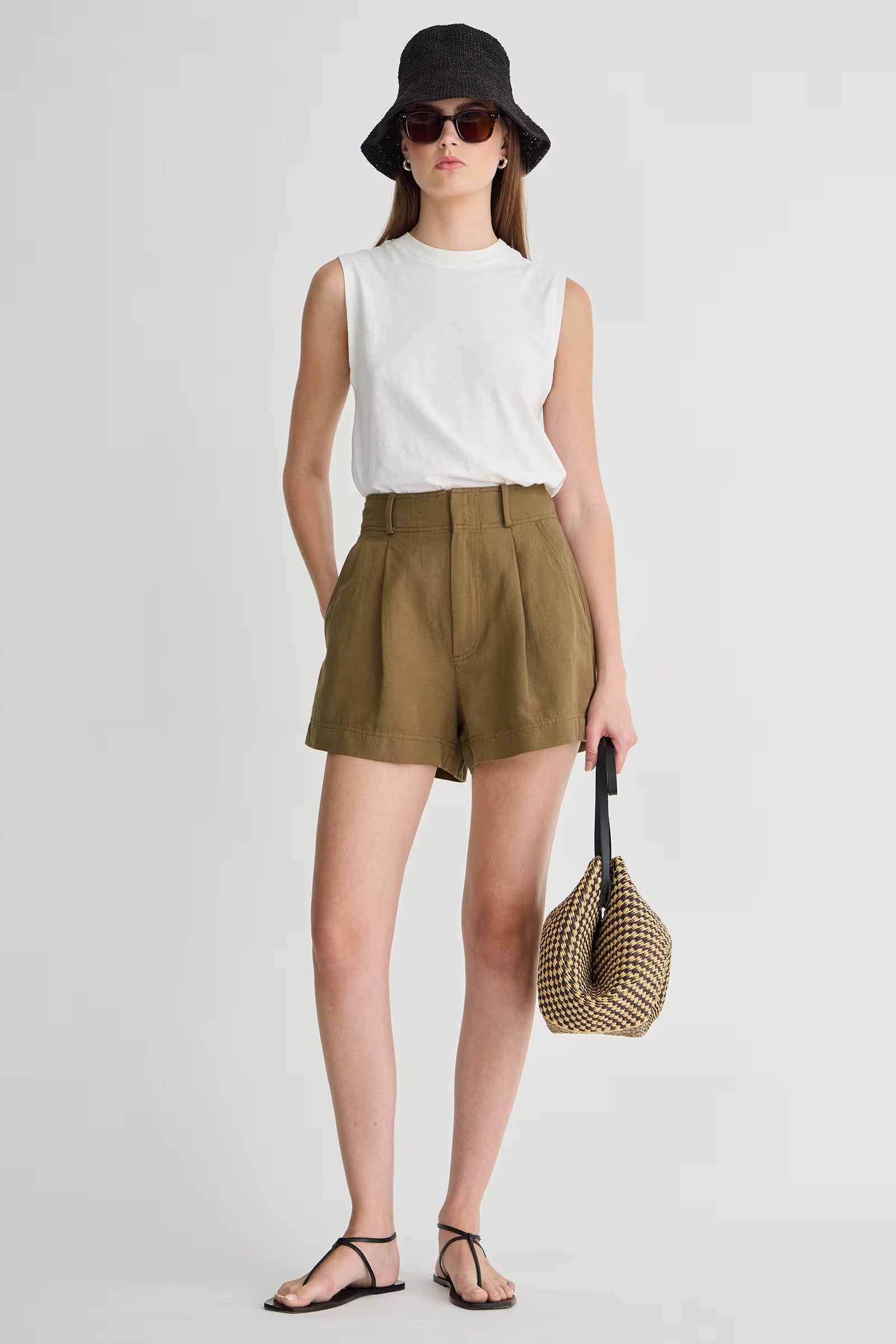 Short Bari Short in Tobacco