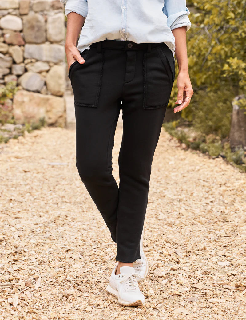 Blackrock-Utility Sweatpant in Black