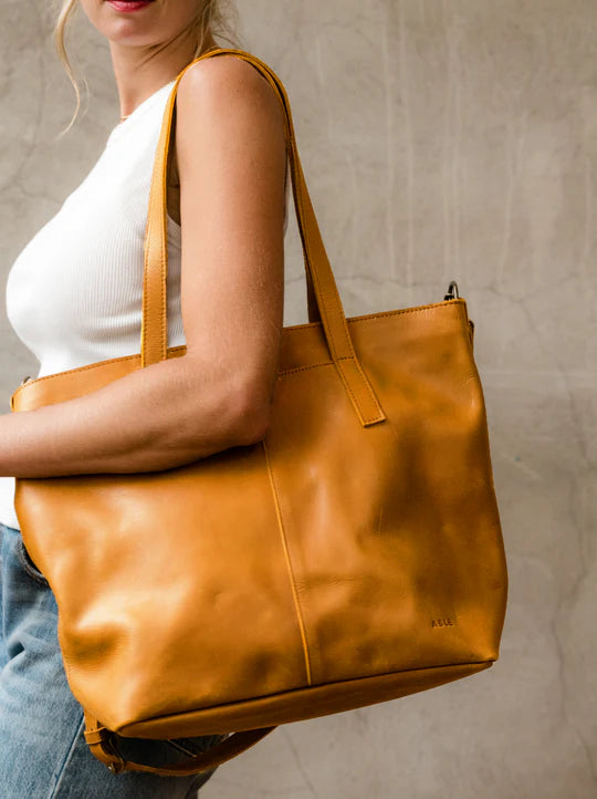 ABLE Alem Utility Bag in Cognac