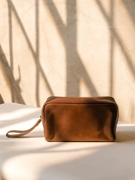 Avery Dopp Kit in Whiskey