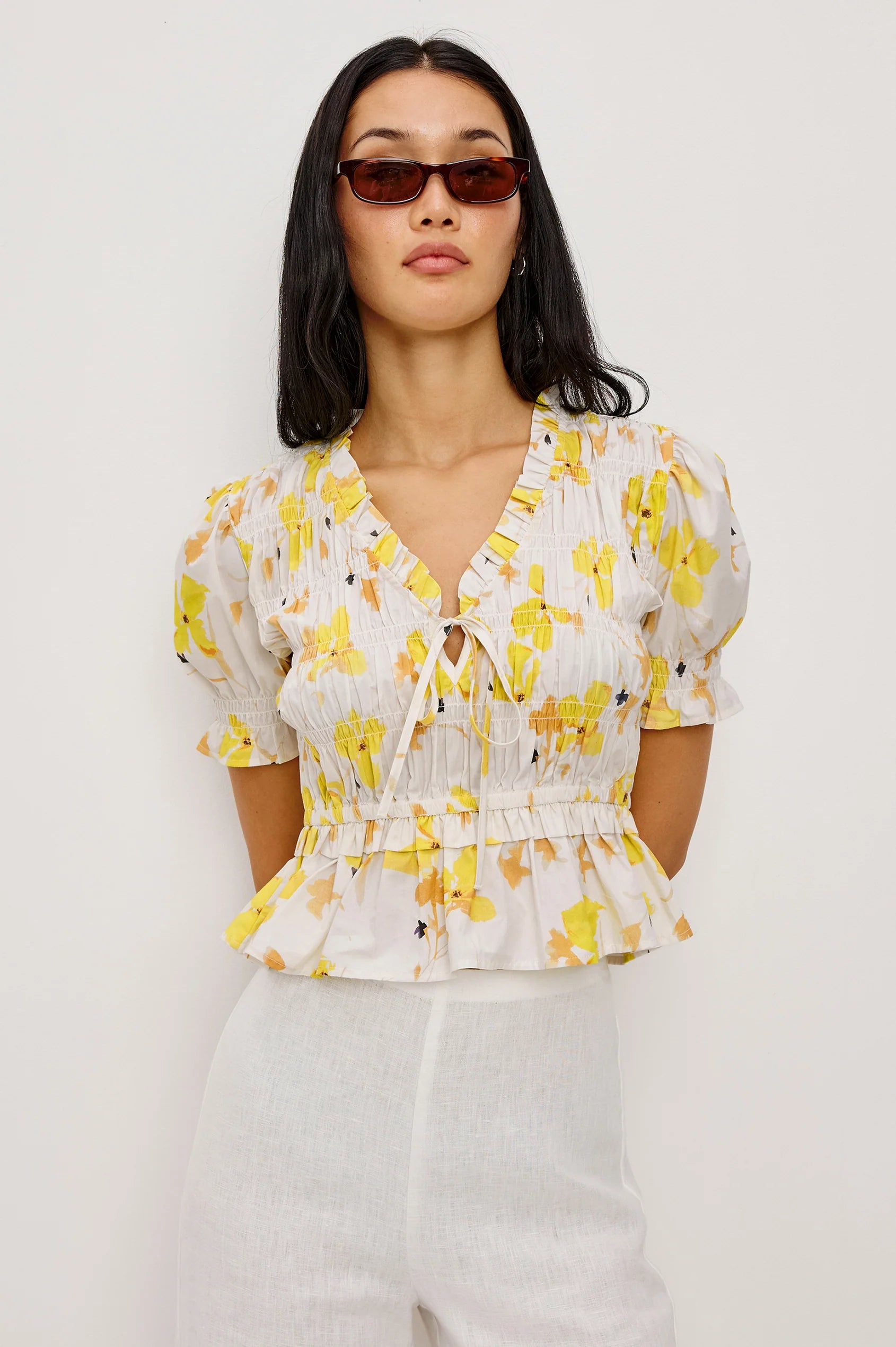 Fontaine Top in Tossed Daffodils