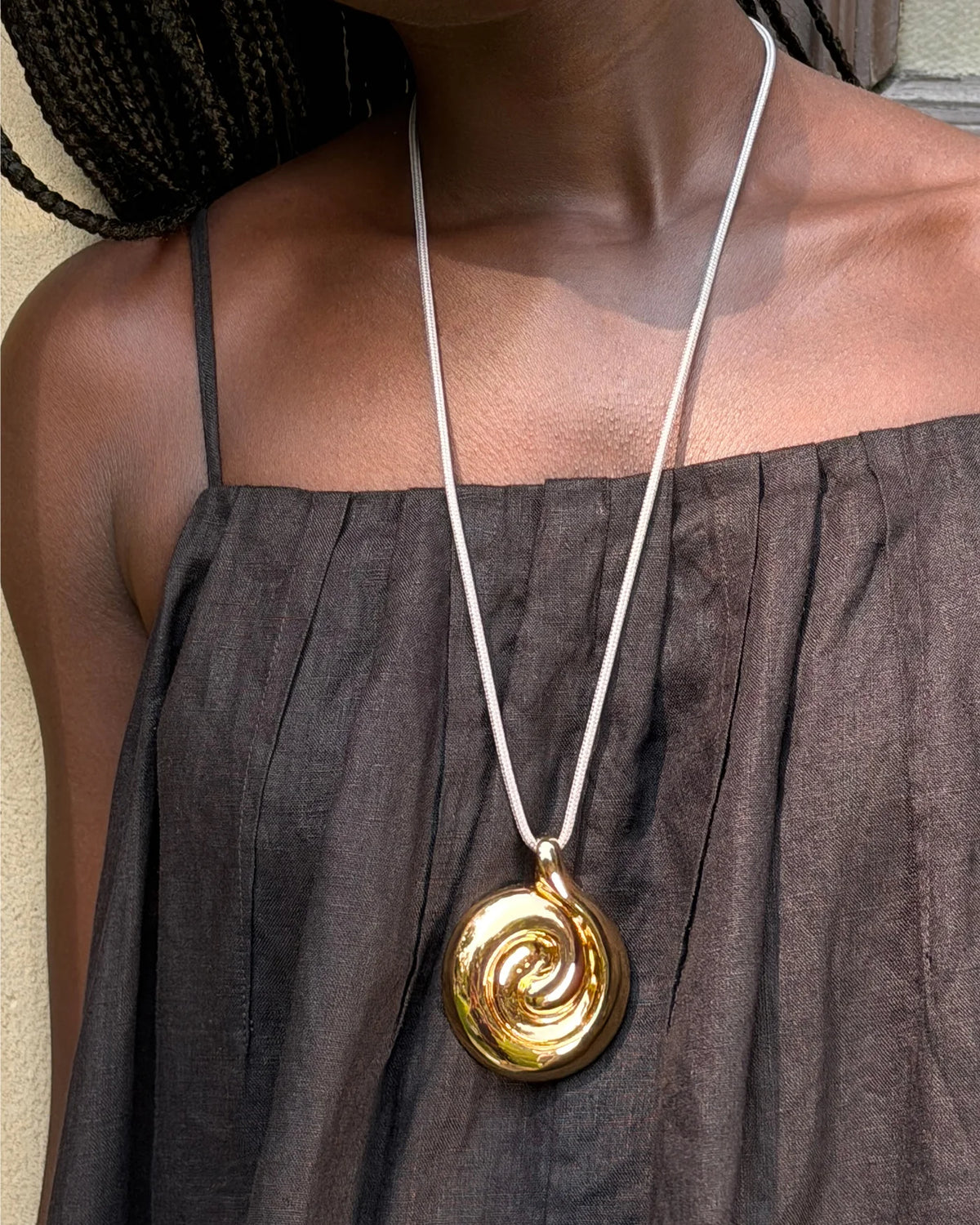 Nico Mirror Pendant Rope Necklace- Gold
