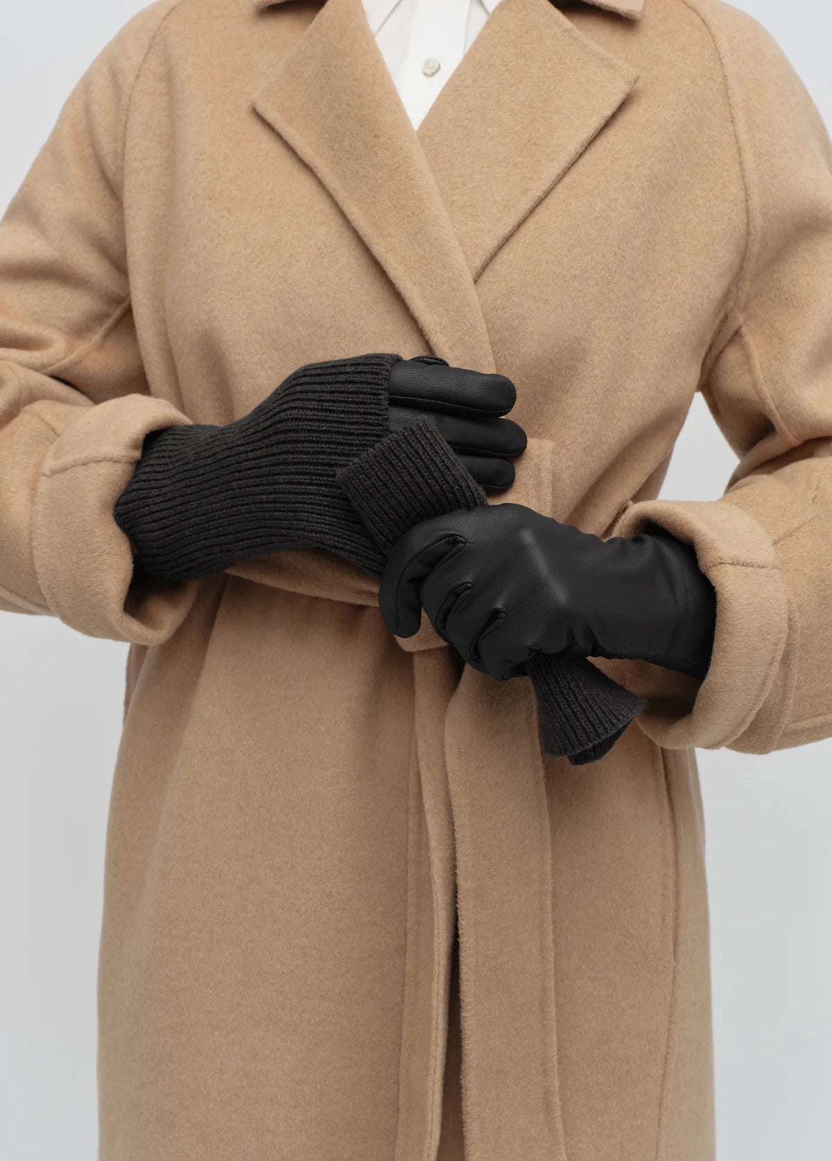 The City Gloves- Black Leather