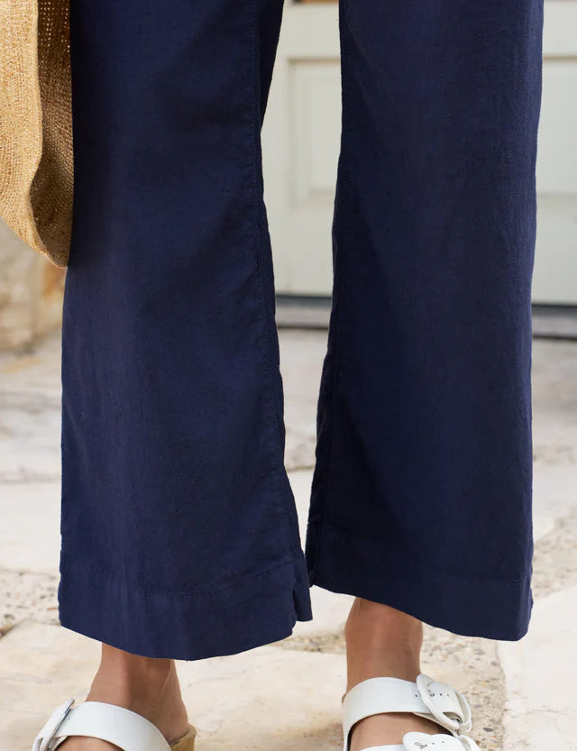 Wexford Trouser in Navy