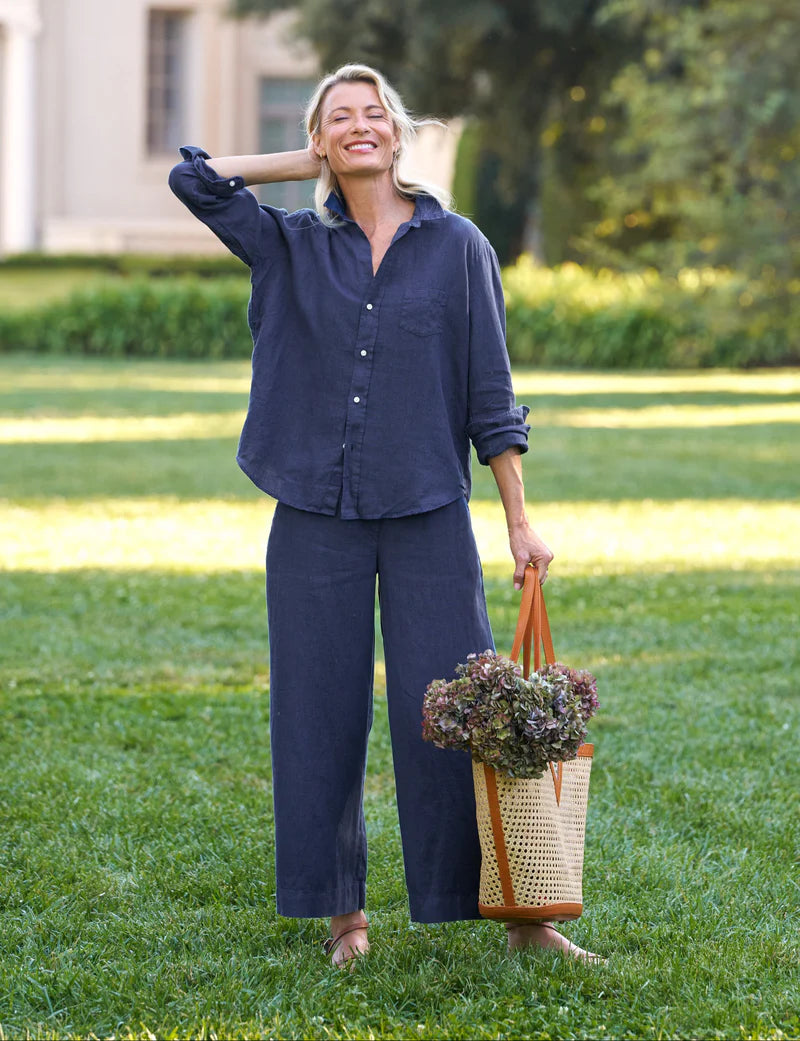 Maise Linen Pull on Pant in Navy