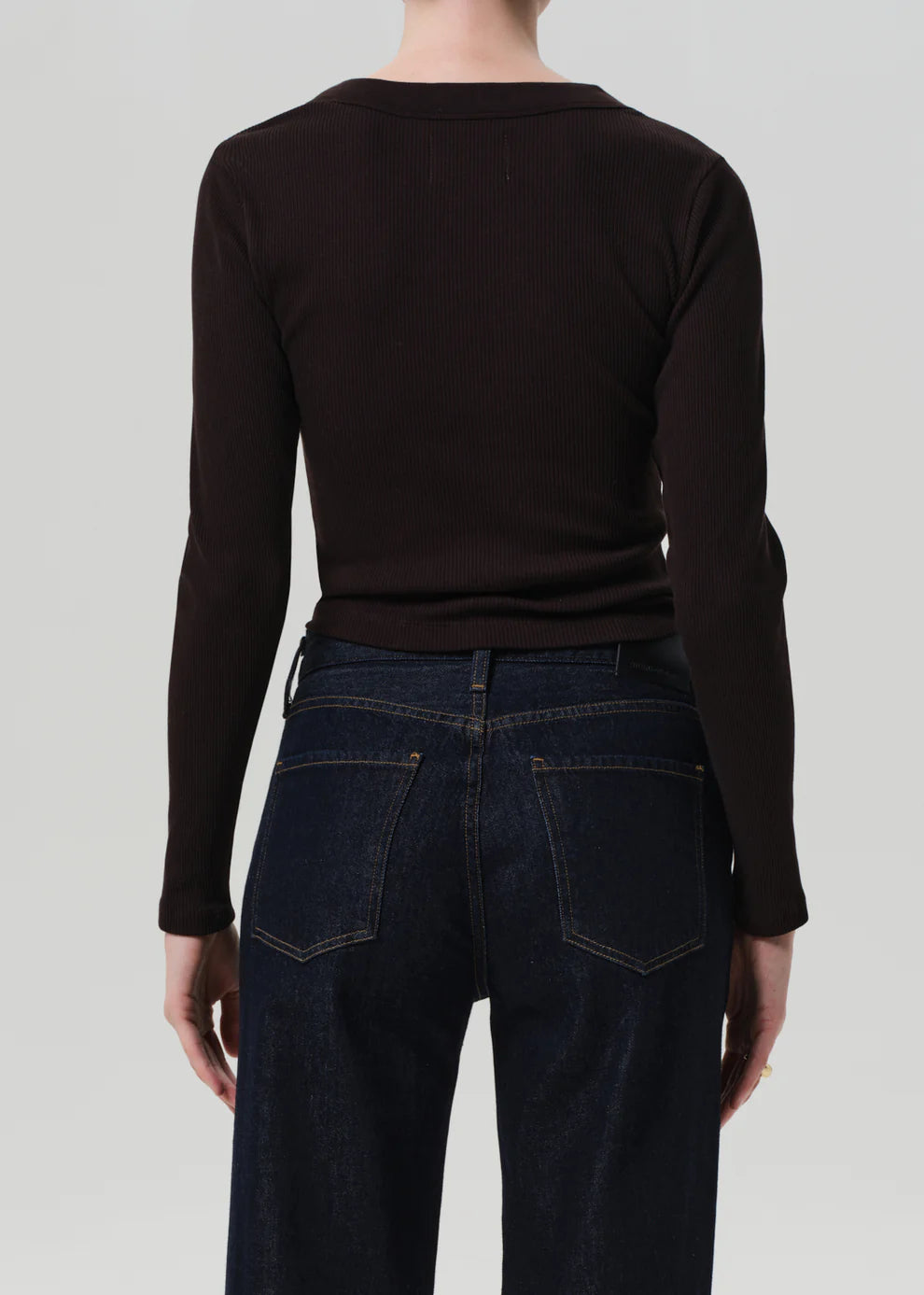 Varra Henley in Choco