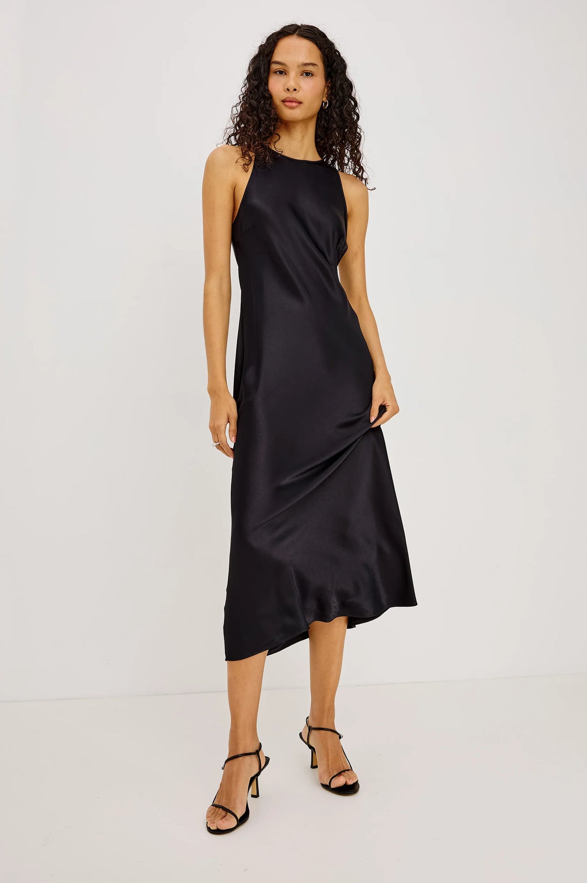 Solene in Black