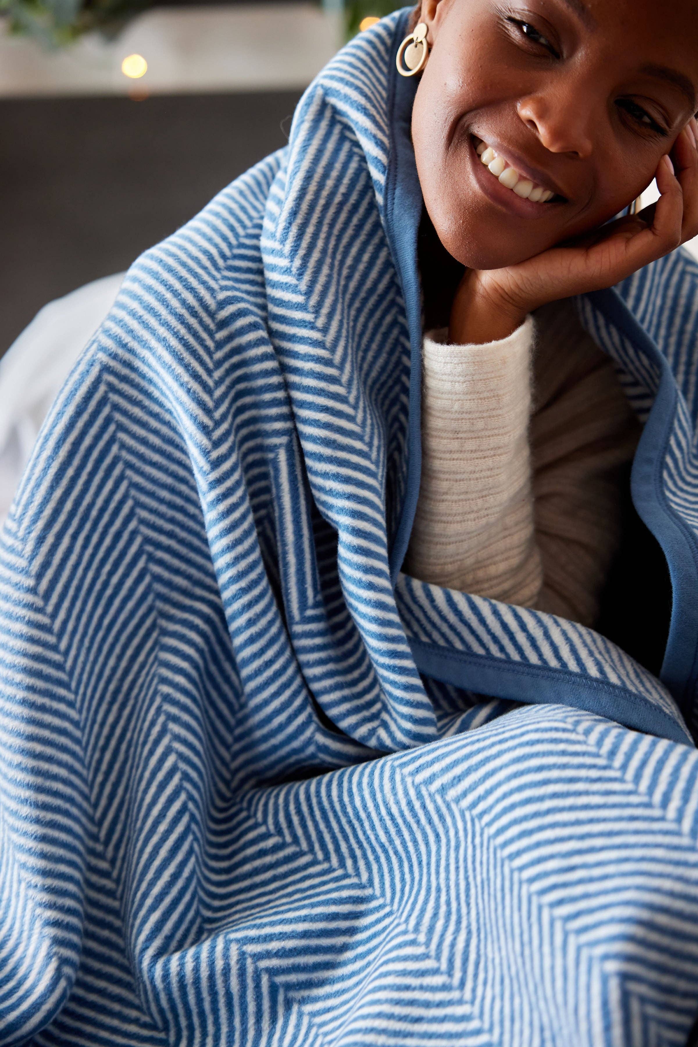 Harborview Herringbone Cornflower Blanket: Original