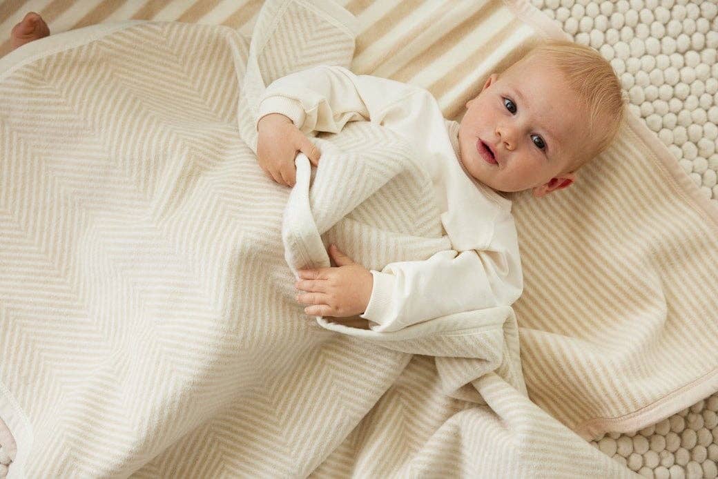 Harborview Herringbone Cream Blanket: Original