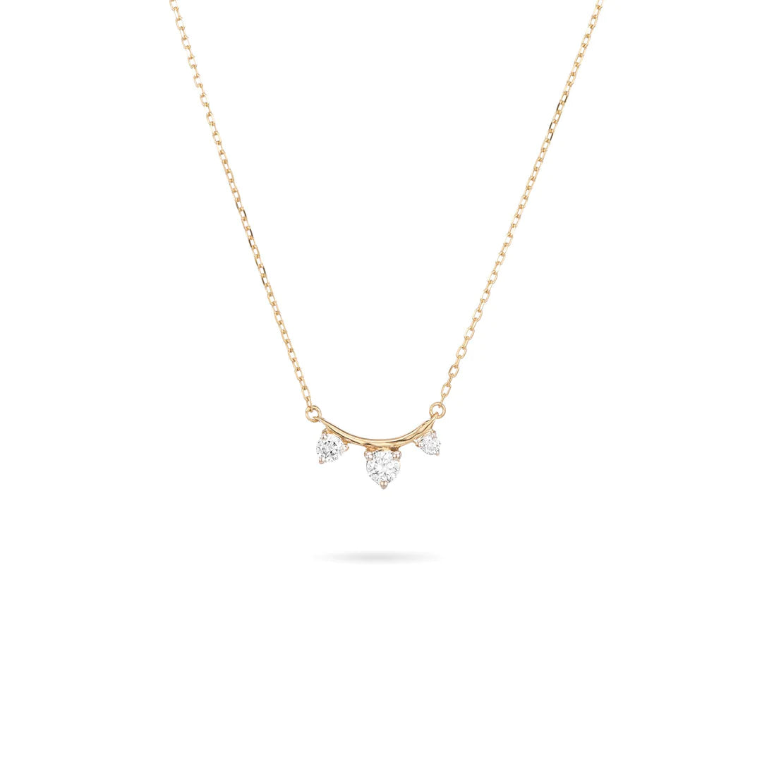 3 Diamond Amigos Curve Necklace